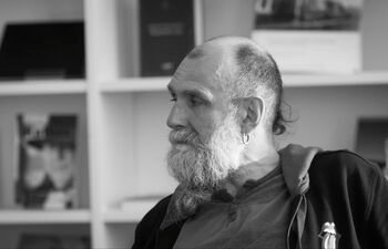 Premjerė reiškia užuojautą dėl poeto Aido Marčėno mirties