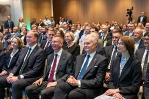 Prezidentas Lietuvos ir Latvijos verslo forume: kuriame bendrą Baltijos gynybos pramonę