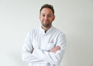 Mikrochirurgas: kada laikas operuoti kataraktą?