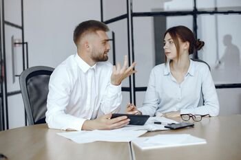 Alga užsienyje, planai Lietuvoje: kaip gauti paskolą?