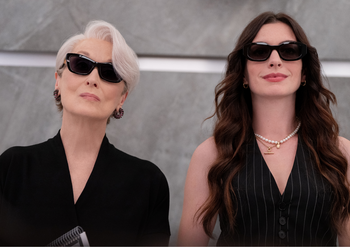 Po beveik 20 metų sugrįžta Miranda Priestly: „Ir velnias dėvi Prada 2“ žvelgia į naują mados ir medijų erą
