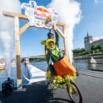 Vilniuje – įspūdingi skrydžiai ir kritimai į Nerį: paaiškėjo, kas triumfavo „Red Bull Tandemynėse“