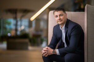 Po pasitraukimo iš antros pensijų pakopos – milijardai eurų sąskaitose. Pinigus ryja infliacija ar emociniai pirkiniai?