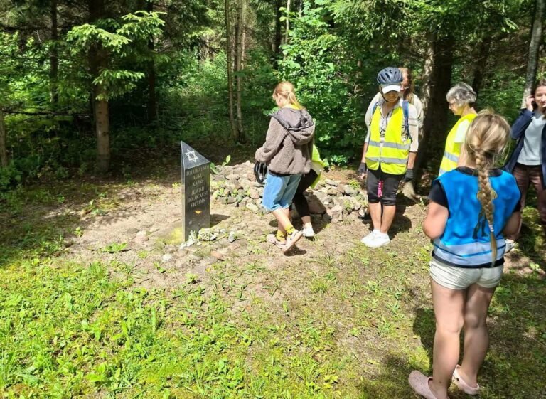 Rokiškio krašte prasidėjo „Atminties kelias“ – gyvosios atminties renginiai tęsis iki rugsėjo