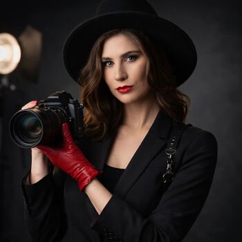 Verslo fotografė Kaune Toma Janušaitė: profesionalūs portretai, kuriantys stiprų įvaizdį