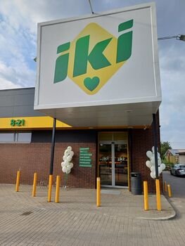 Po rekonstrukcijos „Iki“ duris vėl atveria Priekulėje: į atnaujinimą investuota beveik 0,65 mln. eurų