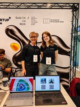Sugedusi skalbimo mašina įkvėpė įkurti startuolį: KTU studentės kuria realaus laiko korepetitorių platformą