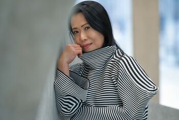 Philipo Glasso ir Keitho Jarretto muzikos magija: Vilniuje koncertuos žymi japonų pianistė Maki Namekawa