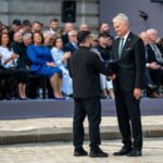 Prezidentas Kijeve priėmė apdovanojimą Lietuvos žmonėms