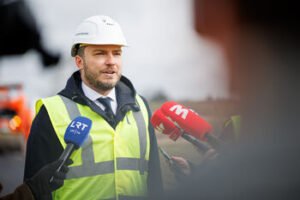 Po savaitgalį praūžusios audros susisiekimo sektorius veikia stabiliai: pagrindinės sistemos atlaikė ekstremalias sąlygas