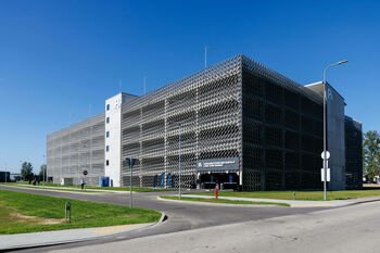 Kauno oro uoste – nauja daugiaaukštė automobilių aikštelė