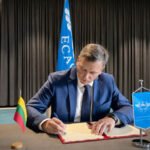 Lietuva pasirašė Konvenciją dėl Europos civilinės aviacijos konferencijos biuro
