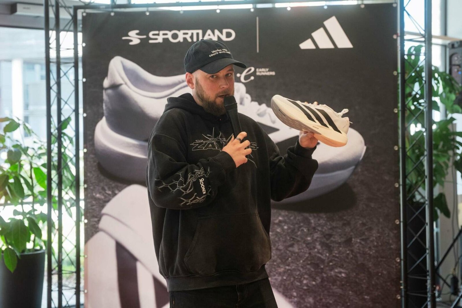 Svarbiausias sportinės aprangos elementas: 3 svarbiausi kriterijai, renkant sporto avalynę vaikui