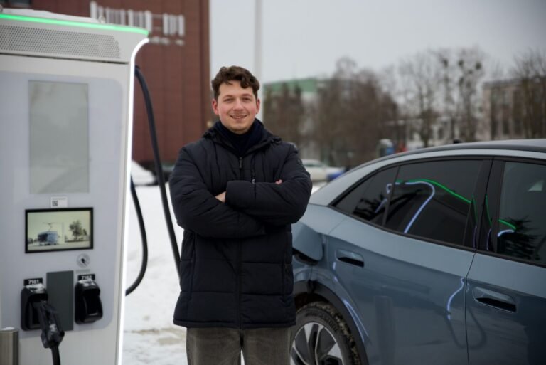 Kiek elektros reikia per parą ir kaip pasiruošti ilgesniam jos tiekimo sutrikimui?
