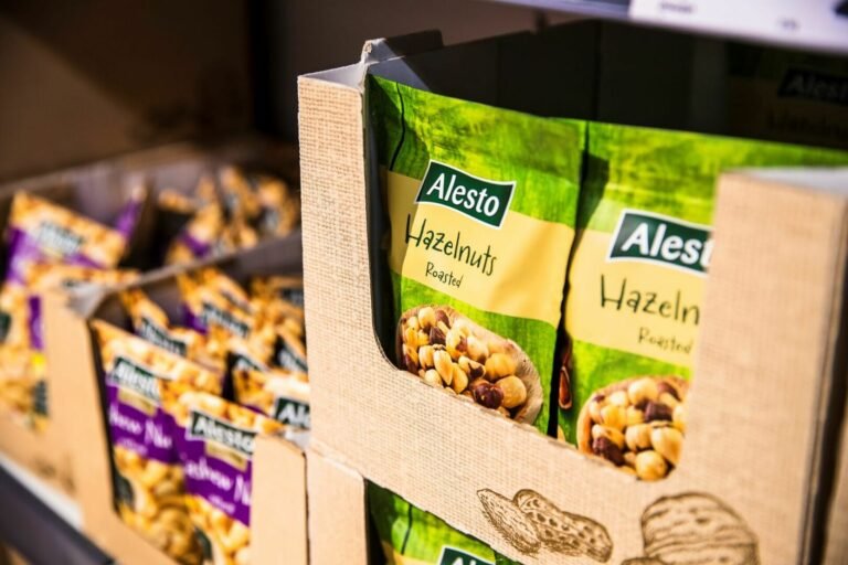 „Lidl“ tęsia kainų mažinimą: pigiau – riešutai, džiovinti vaisiai ir kiti užkandžiai