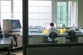 Valstybinė teismo medicinos tarnyba pereina prie skaitmeninio bendradarbiavimo su tyrėjais