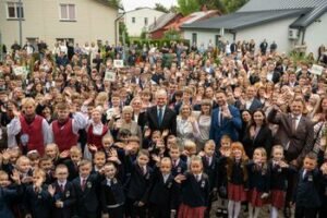 Prezidentas Maišiagalos Lietuvos didžiojo kunigaikščio Algirdo gimnazijos bendruomenę pasveikino Rugsėjo 1-osios proga