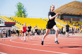 Startuoja 22-osios Lietuvos mokyklų žaidynės – šimtus tūkstančių vaikų kvies atsitraukti nuo ekranų ir atrasti sportą