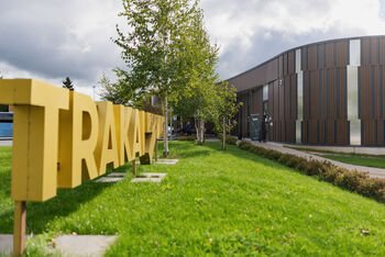 SEB bankas atidaro kintančio darbo laiko skyrių Trakuose