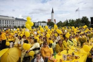 Keturių dienų Šiaulių gimtadienį vainikavo „Geltoni vėlyvieji pusryčiai“