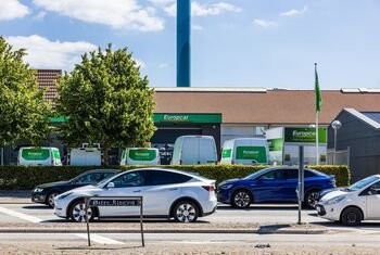 „Europcar“: Lietuvos įmonės nuo infliacijos ginasi ilgalaike automobilių nuoma