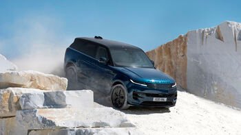 Elektriniam „Range Rover Sport“ inžinieriai kūrė ne tik važiuoklę, bet ir garsą