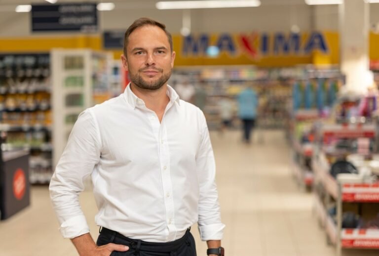 Pravalgome vis mažesnę atlyginimų dalį, įtaka – maisto produktų defliacija