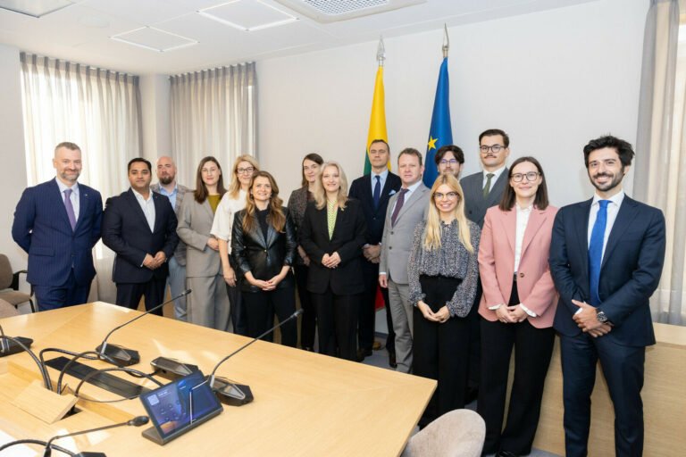 Lietuvos ir Jungtinės Karalystės bendradarbiavimas: dėmesys ekonominiam saugumui, inovacijoms ir konkurencingumui (Atnaujinta)
