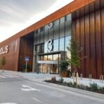 Klaipėdos „Akropolis“ baigė naujojo pastato statybas: atskleidė, kokie prekių ženklai čia įsikurs