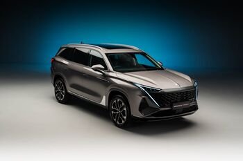Lietuvoje šiemet debiutavusį MGS9 įkraunamą hibridą „What Car?“ pripažino geriausiu 7 vietų visureigiu savo klasėje