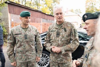 Prezidentas stebėjo pratybas „Perkūno griausmas 2026“