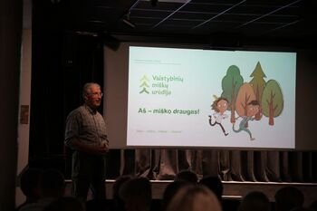 „Kirstukų miško pranašystė“ atkeliauja į kino teatrus: žiūrovų laukia ir miškininkų edukacijos