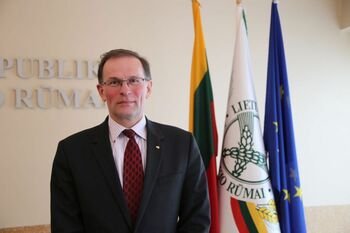 Šeimos ūkininkai prašo Virginijaus Sinkevičiaus apginti pievas saugančius ūkius