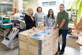 1,5 tonos sveriantis vadovėlių siuntinys iš KTU leidyklos iškeliavo į Afrikos universitetus: siekiama stiprinti mokytojų rengimą