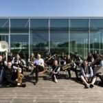 Dešimt metų scenoje – KTU pučiamųjų grupė „The BrassBees“ į jubiliejinį koncertą Kaune suburs skirtingų žanrų atlikėjus