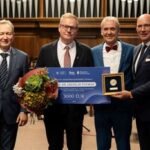 Klaipėdos universitete įteikta pirmoji Valentinos Burkšienės vardo premija