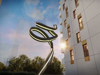 Menas daugiabučių kiemuose – daugiau nei puošmena: kokią vertę jis kuria? (Atnaujinta)
