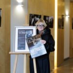 Žmonės, kuriuos Lietuva visada prisimins: LPC meno galerijoje ypač jautri Gretos Skaraitienės paroda „Neužmiršti“ (Atnaujinta)