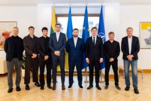 Vyriausybėje pagerbti pasaulio čempionais tapę Lietuvos sportininkai