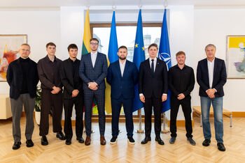 Vyriausybėje pagerbti pasaulio čempionais tapę Lietuvos sportininkai