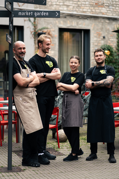 „Michelin“ įvertintų restoranų komandoms – „Audimo“ apranga (Atnaujinta)