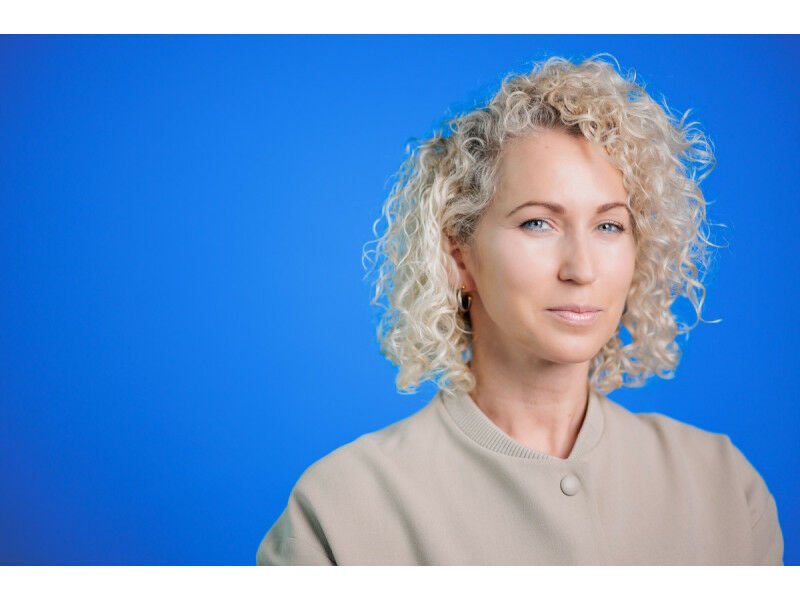 Kai sunku, jaunimas kreipiasi į DI: tyrimas atskleidė stebinantį mastą