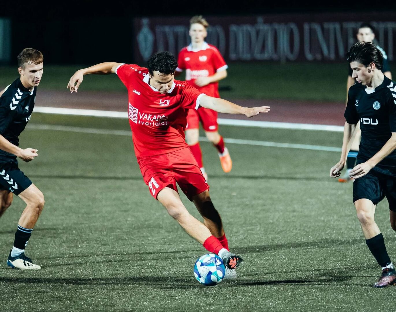KU ir LSU pratęsė pergalių serijas Lietuvos studentų futbolo čempionate