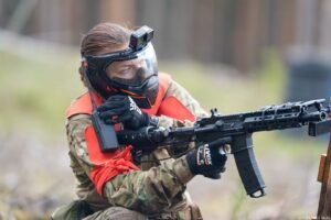 Kariniame poligone – realybės žaidimas dėl 50 tūkst. eurų prizo