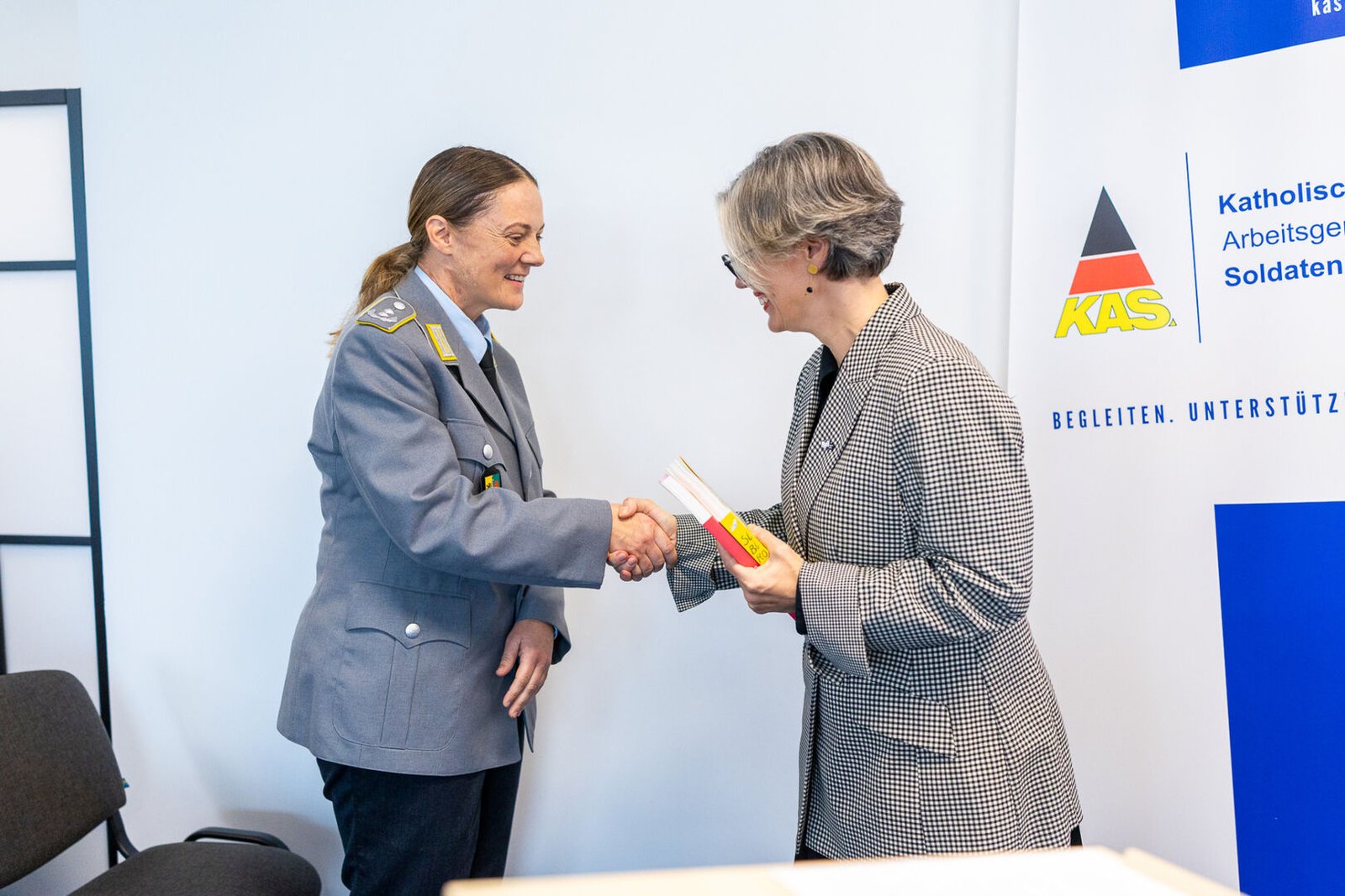 Lietuviškos knygos vokiškai – Vokietijos brigadai