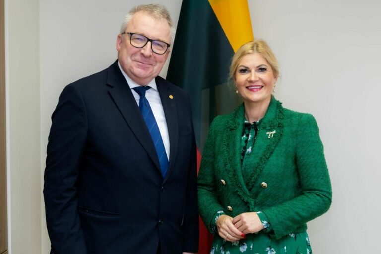 Švietimo ir mokslo komiteto pirmininkė Jurgita Šukevičienė su Lietuvos mokslų akademijos prezidentu aptarė aukštojo mokslo sistemos ateitį