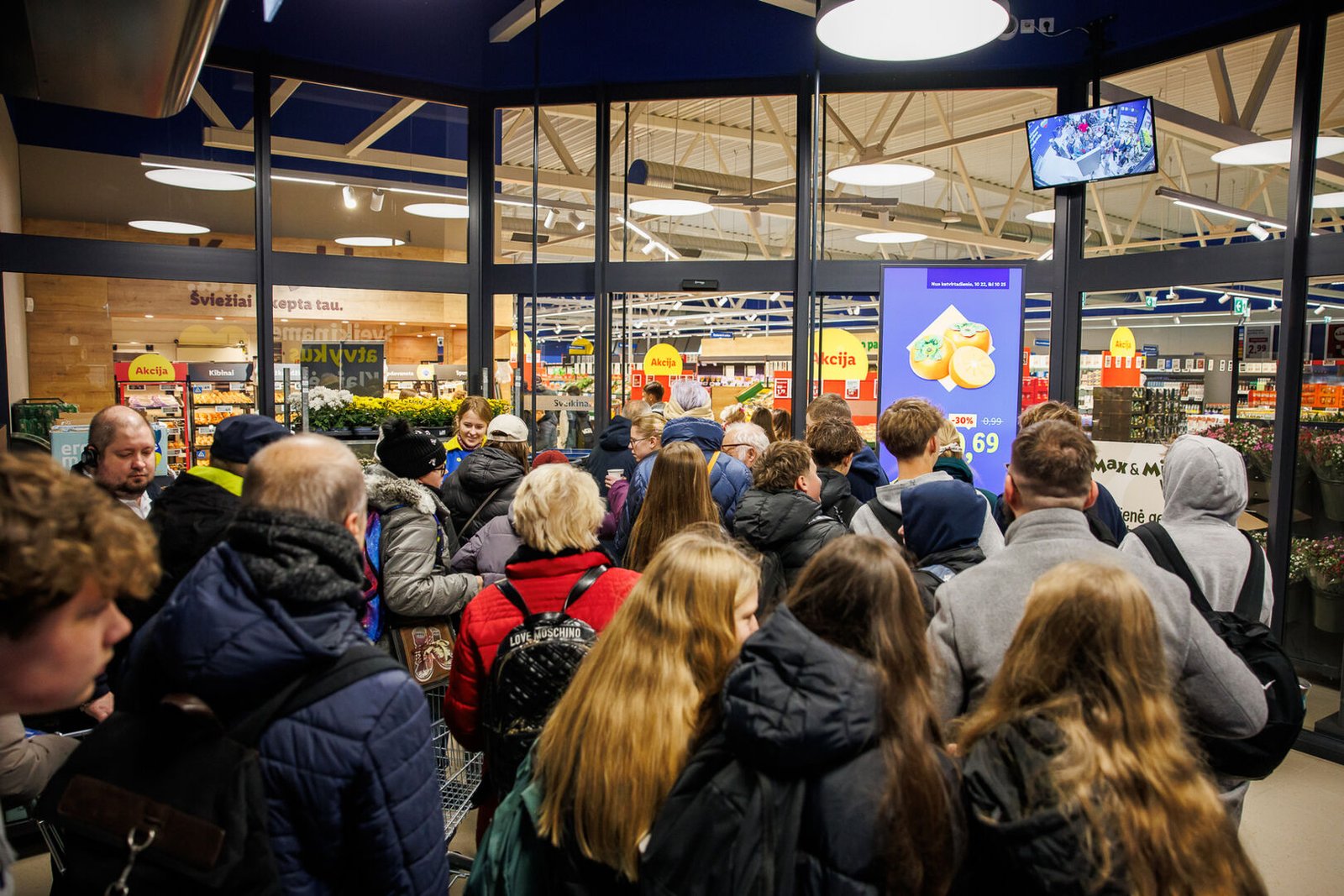 Klaipėdoje duris atvėrė nauja „Lidl“ parduotuvė: šventė subūrė gausybę gyventojų