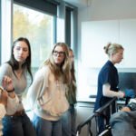 Kaip gelbėjamos smegenys? Moksleiviai dalyvavo „Studento vienai dienai“ insulto simuliacijoje